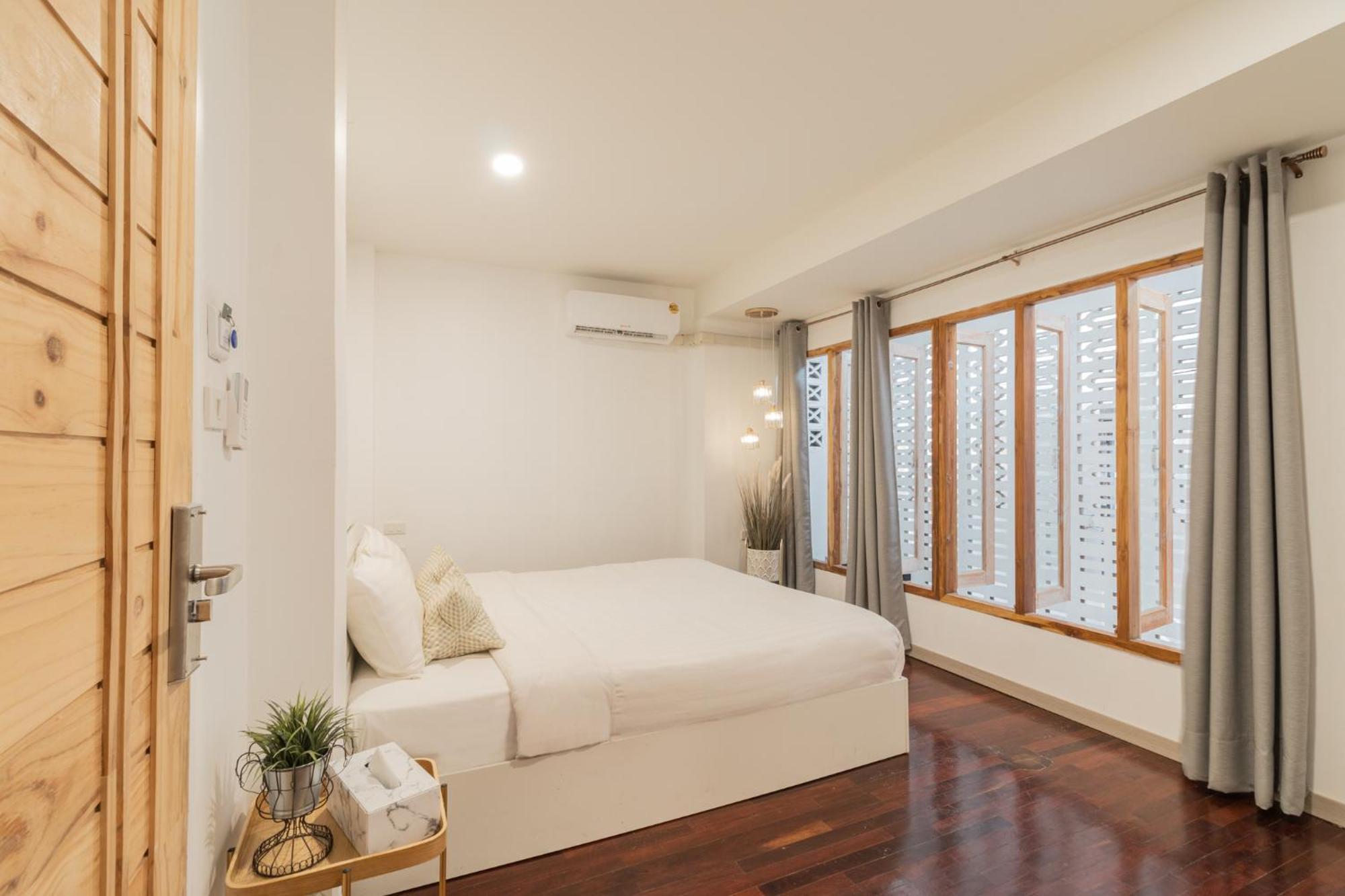 Sherva101 Home And Hostel Chiang Mai Bilik gambar